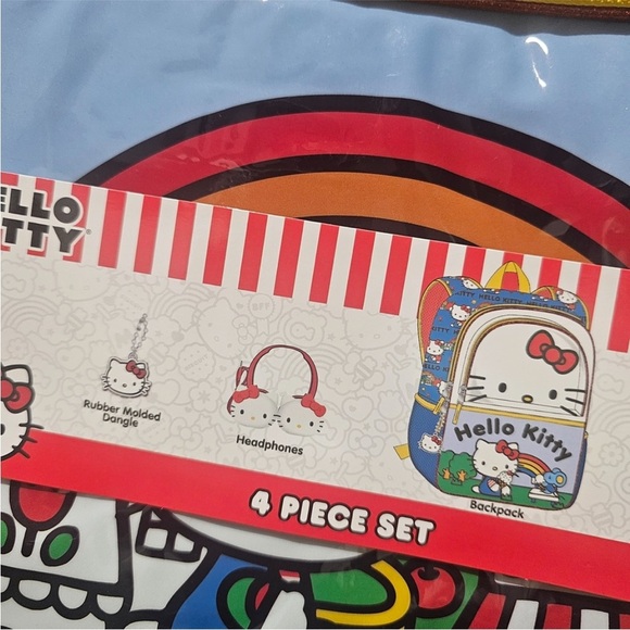 Hello Kitty 4-Piece Backpack Set - Picture 3 of 7